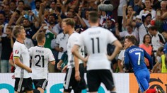 Galskí kohúti pokorili odvekého rivala a po 32 rokoch môžu ako usporiadatelia získať titul!