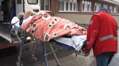 Pripútaná k posteli a odkázaná na dialýzu. Podľa úradov môže jazdiť autobusom