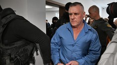 Neporiadok v cele, sledovanie TV po večierke, nepovolená kniha. Na verejnosť unikli prehrešky Mikuláša Černáka