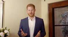 Princ Harry je späť. Slová, po ktorých mu konečne tlieskajú všetci