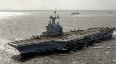 Francúzi začali operáciu voči IS. S lietadlovou loďou