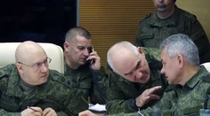 Bitka o Cherson sa nekoná, ruská armáda sa sťahuje za Dneper a ničí za sebou mosty