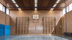 „A teraz sa môžeš ísť sťažovať za obťažovanie.“ Študentky prehovorili o praktikách učiteľa