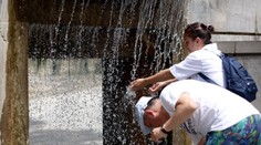 Tropická nedeľa. Meteorológovia varujú pred vysokými teplotami a vydali výstrahy