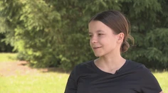 Postrelenú kadetku Mišku sme navštívili v rehabilitačnom centre. Bojuje aj napriek bolesti a robí veľké pokroky