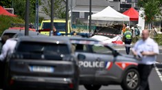 Letecké nešťastie vo Francúzsku: Po páde lietadla v obci Tomblaine zahynulo 11 ľudí