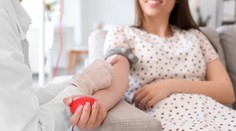 Súvisí vaša krvná skupina s rizikom mozgovej príhody? Vedci majú odpoveď