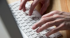 Študent z Británie poslal omylom email do USA. Zachránil tým ženu v Taliansku