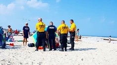 Hrozivý úraz na pláži: Odfúknutý slnečník priklincoval ženu o zem