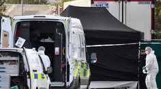 Čínsky denník: Británia musí prijať zodpovednosť za mŕtvych v kamióne