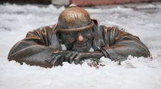 Legendárnu sochu Čumila v Bratislave museli demontovať, niekto ju chcel zrejme ukradnúť