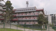 Lacnému ubytovaniu odzvonilo. Tisíce mladých ľudí si musia hľadať nový domov