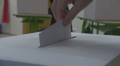 Rozruch okolo blížiacich sa volieb: Nielenže sa prvýkrát spájajú, problémy môže spôsobiť aj dátum