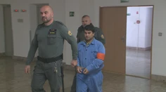 Rodinu kŕmil psami, teraz mu hrozia dva roky za mrežami