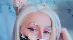 Koronavírus nie je len o strachu. Ochranné rúška sa stávajú štýlovým módnym doplnkom