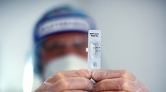 „Vlna cunami“ infikovaných variantmi omikron a delta zvýši tlak na nemocnice, varuje WHO