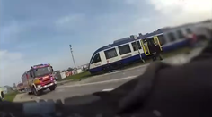 VIDEO: Zrážka vlaku a kamióna očami policajtov. Autentické zábery z tragédie v Dunajskej Strede