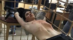 Útočník zo školy v Kazani je pod sprísnenou kontrolou. Zistili u neho sklony k samovražde