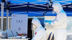 WHO prešetruje prípady vyliečených ľudí, ktorí mali znovu pozitívny test