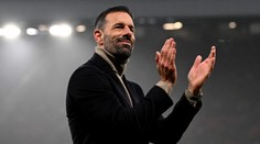 Vyriešil krízu s Ten Hagom, United pod ním neprehral. Legenda chcela zostať, no klub to videl inak