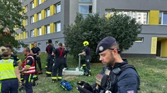 Tlaková skúška potrubia sa skončila tragédiou. Jeden muž zomrel na mieste, druhý v nemocnici bojuje o život