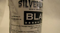 Chcete sa dať tetovať? Pozor, aké farby váš tatér používa