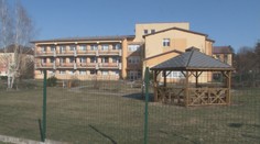 V špecializovanom centre je infikovaná väčšina klientov, trinásti koronavírusu už podľahli