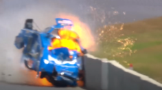VIDEO: Prežil desivý náraz do betónovej steny v rýchlosti 500 km/h. Legendárny pretekár je už doma z nemocnice