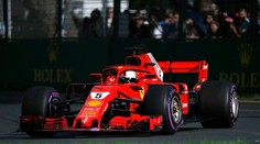 Nemecký pilot Sebastian Vettel na Ferrari vyhral VC Austrálie