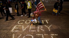 Aký je aktuálny stav amerických volieb a kedy sa dozvieme víťaza? Chlieb sa láme v piatich štátoch