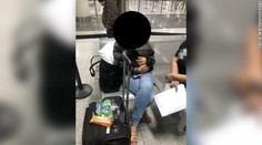 Žena ukryla v kufri iba šesťdňové bábätko. Chcela ho prepašovať do lietadla