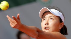 Meno tenistky, ktorá obvinila vplyvného politika zo znásilnenia, zmizlo z čínskeho internetu