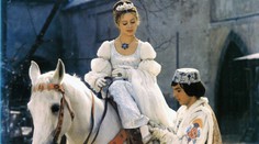 Legendárna vianočná rozprávka Tři oříšky pro Popelku suverénne najsledovanejším programom Vianoc