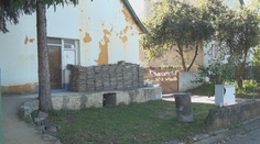 Majú obrovský problém so susedmi, no nik im nevie pomôcť