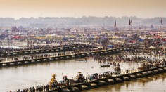 V davovej panike na moste v Bombaji prišlo o život 22 ľudí