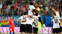 Nemci zdolali vo finále Čile a získali trofej, rozhodol gól Stindla