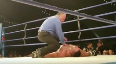 VIDEO: Zápasník UFC zomrel dva dni po knokaute. Rozhodca si spytuje svedomie