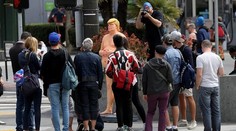 V niektorých amerických mestách sa objavili sochy nahého Donalda Trumpa