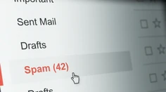 Internetom koluje podvodný mail od elektrární