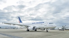 Časť letušiek Air France odmieta mať zahalené vlasy počas pristátia v Teheráne