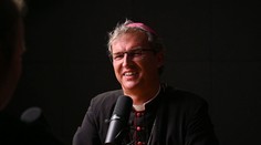 Aj on má dni, kedy sa mu nechce modliť. Hosťom relácie Z hôr do štúdia s Tribulom bol biskup František Trstenský