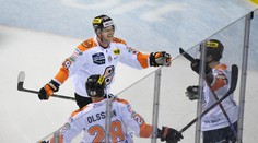 Extraliga: Zvolen napriek prehre na trón. Slovan s ďalšou porážkou, dobrý deň pre majstrov