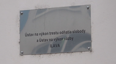 Pokus o útek, výroba alkoholu či fyzický útok. Nespokojní príslušníci hovoria o vyčíňaní väzňov v Ilave