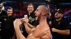 VIDEO: Doposiaľ neporaziteľný boxerista z Ruska je v kritickom stave po sérii úderov