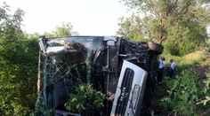 V Maďarsku havaroval autobus plný detí. Zranených už previezli na Slovensko