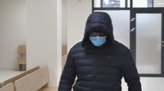 Vynášal detaily z vyšetrovania vraždy a lustroval ľudí. Bývalý policajt priznal vinu, no trest sa mu nepáči