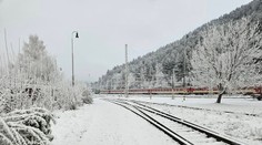 Nečakané sneženie v Ružomberku: Obyvatelia sa ráno zobudili do bielej krajiny, radary nič neukázali