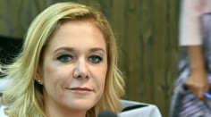 Ministerka Saková nechá preveriť nákup alkoholových testerov