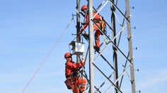 Počas búrok na západnom Slovensku zaznamenali výpadky elektriny v 50-tisíc domácnostiach