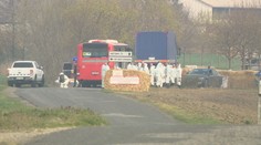 Obrovský smútok a beznádej v Plaveckom Štvrtku. Na výpomoc pri utrácaní dobytka prišiel aj autobus s väzňami